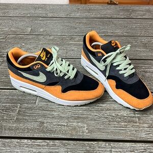 Air max 1 Ugly Duckling Honeydew. Used. Mens 10.5